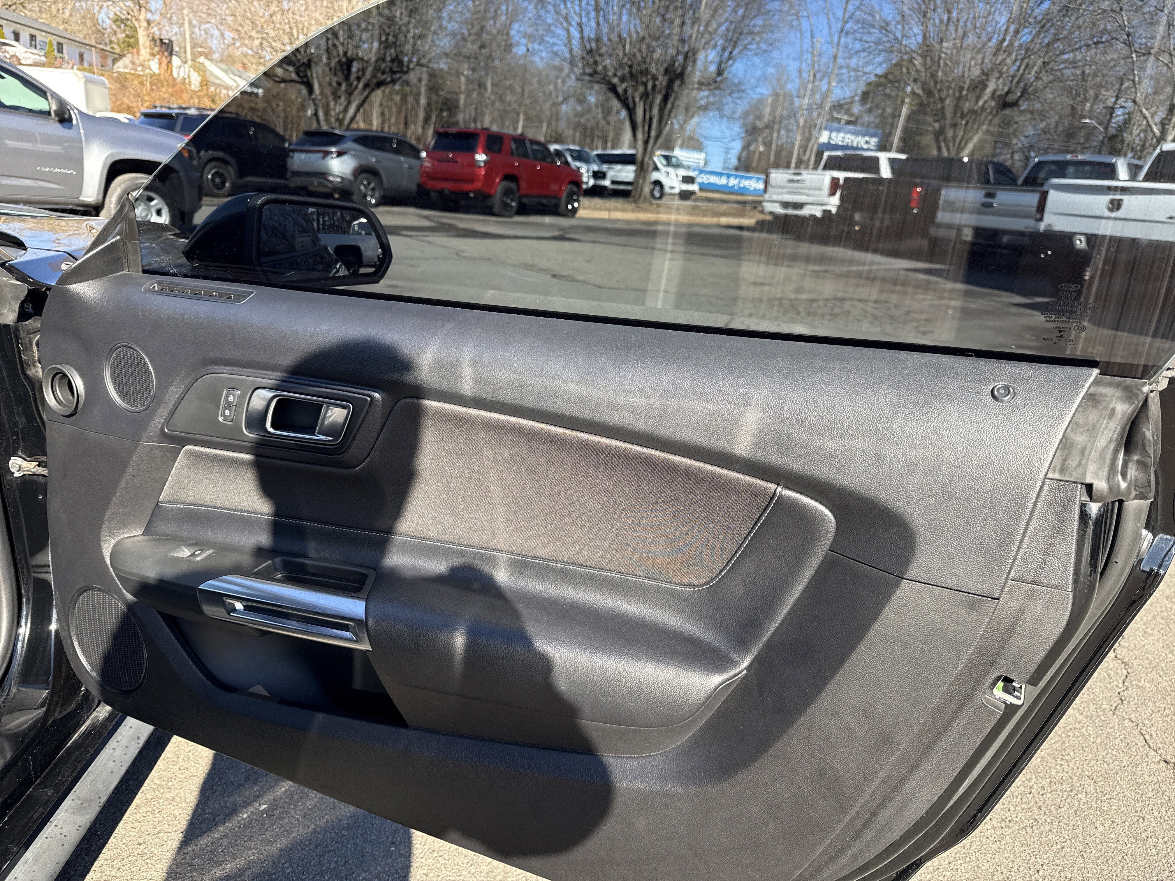 2022 Ford Mustang EcoBoost