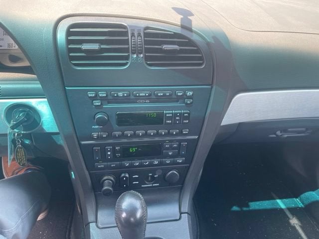 2002 Ford Thunderbird Base