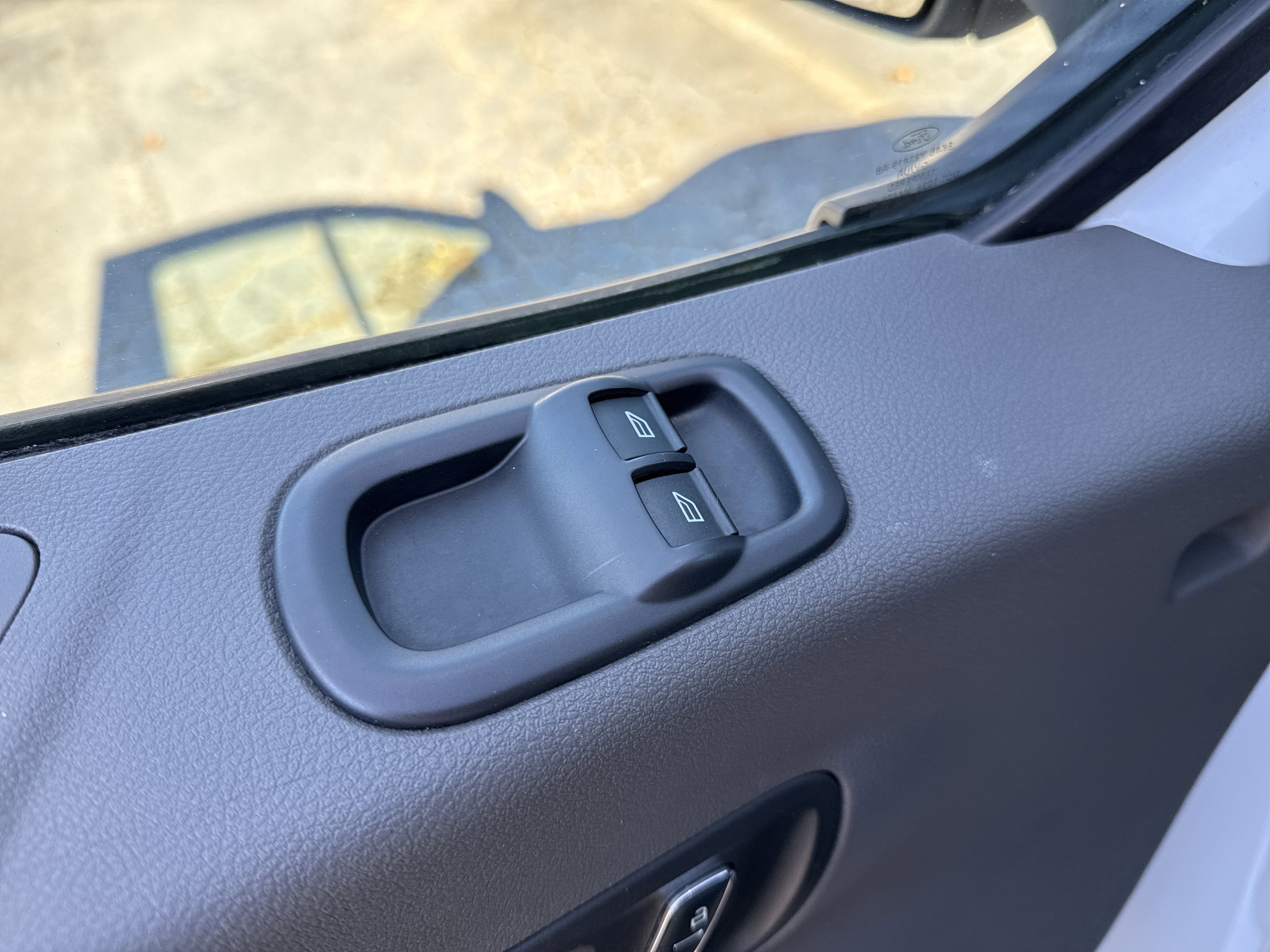 2022 Ford Transit Passenger Wagon XLT