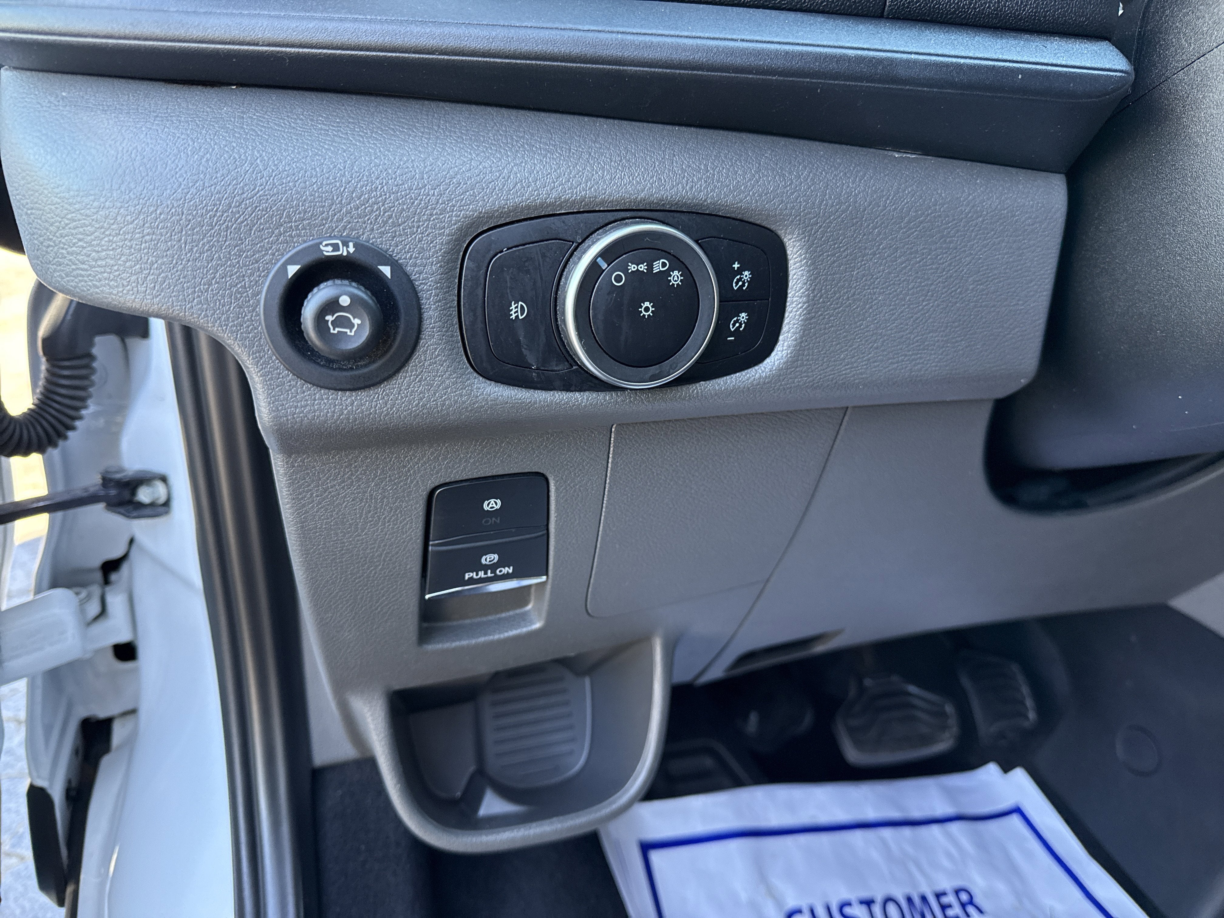 2022 Ford Transit Passenger Wagon XLT