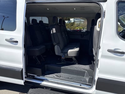 2022 Ford Transit Passenger Wagon XLT