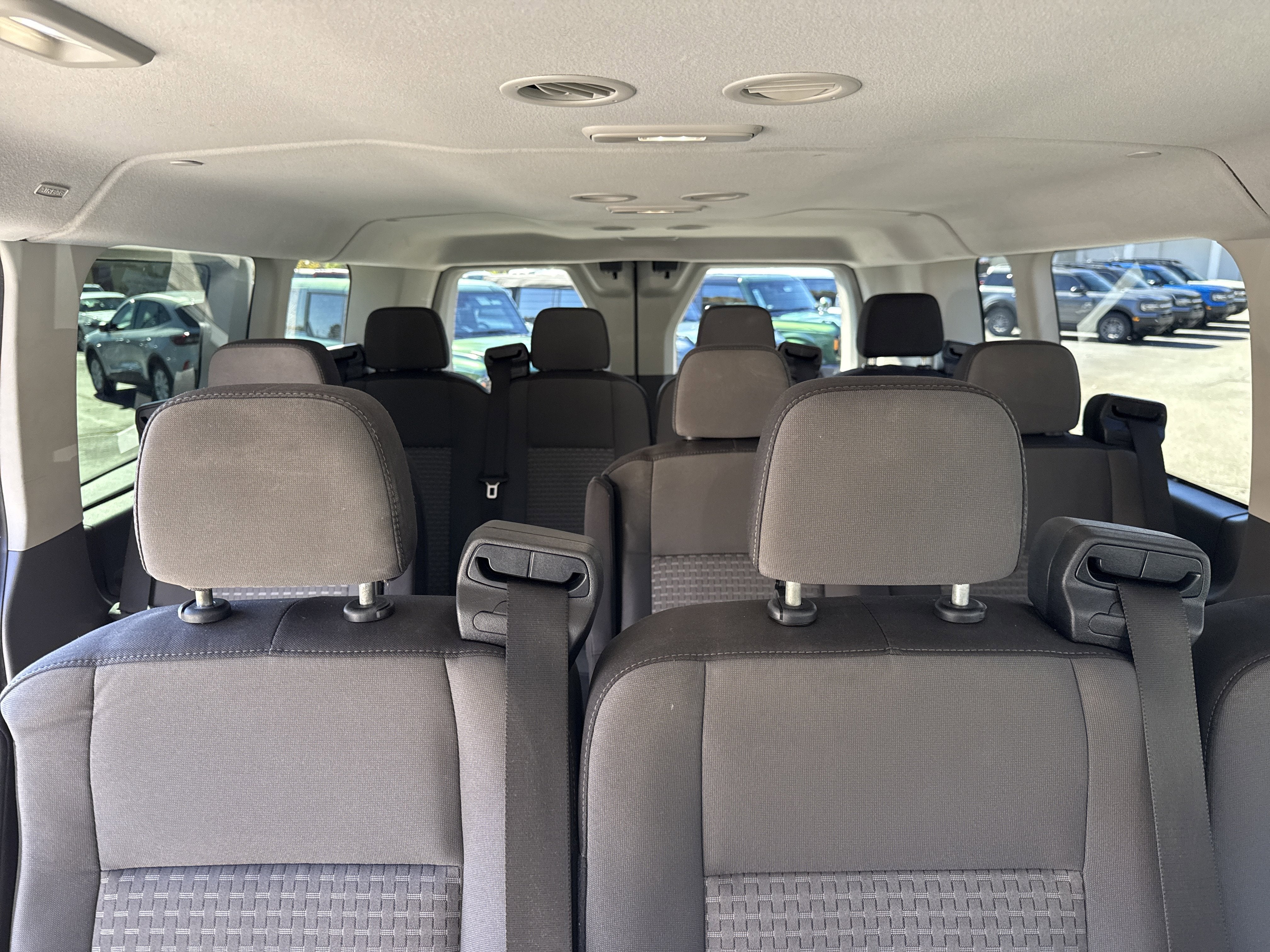 2022 Ford Transit Passenger Wagon XLT