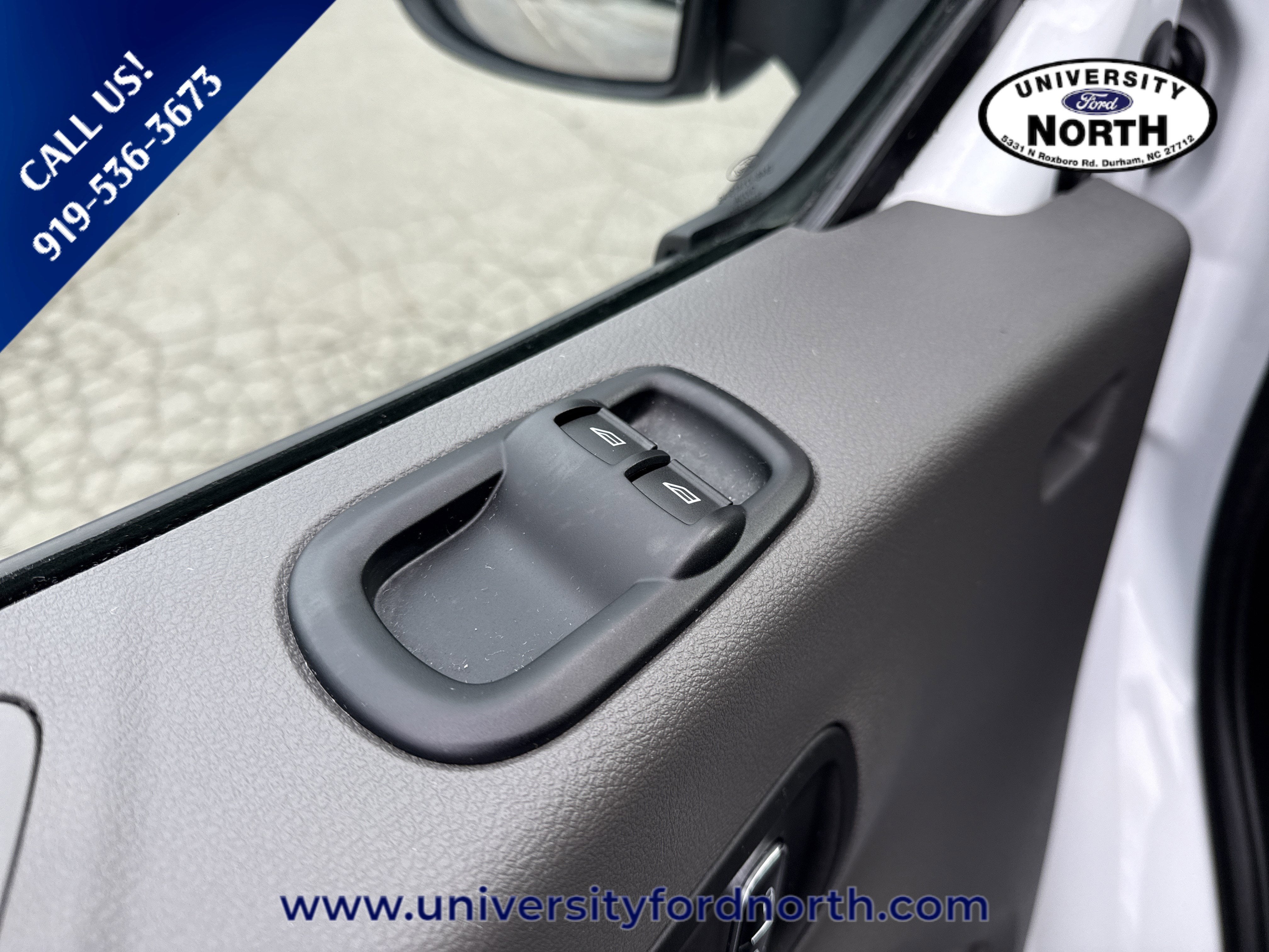 2025 Ford Transit Passenger Wagon XLT