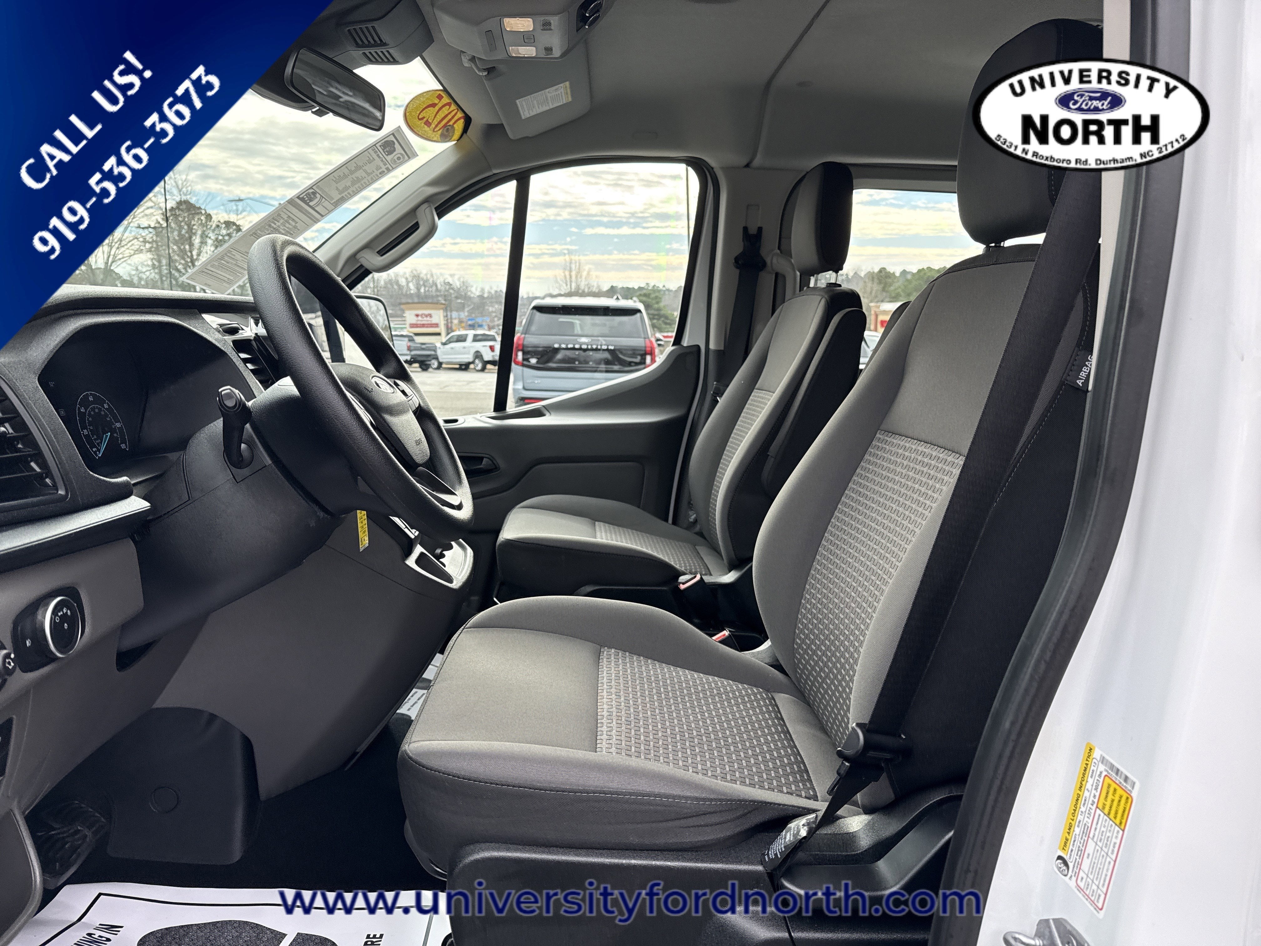 2025 Ford Transit Passenger Wagon XLT