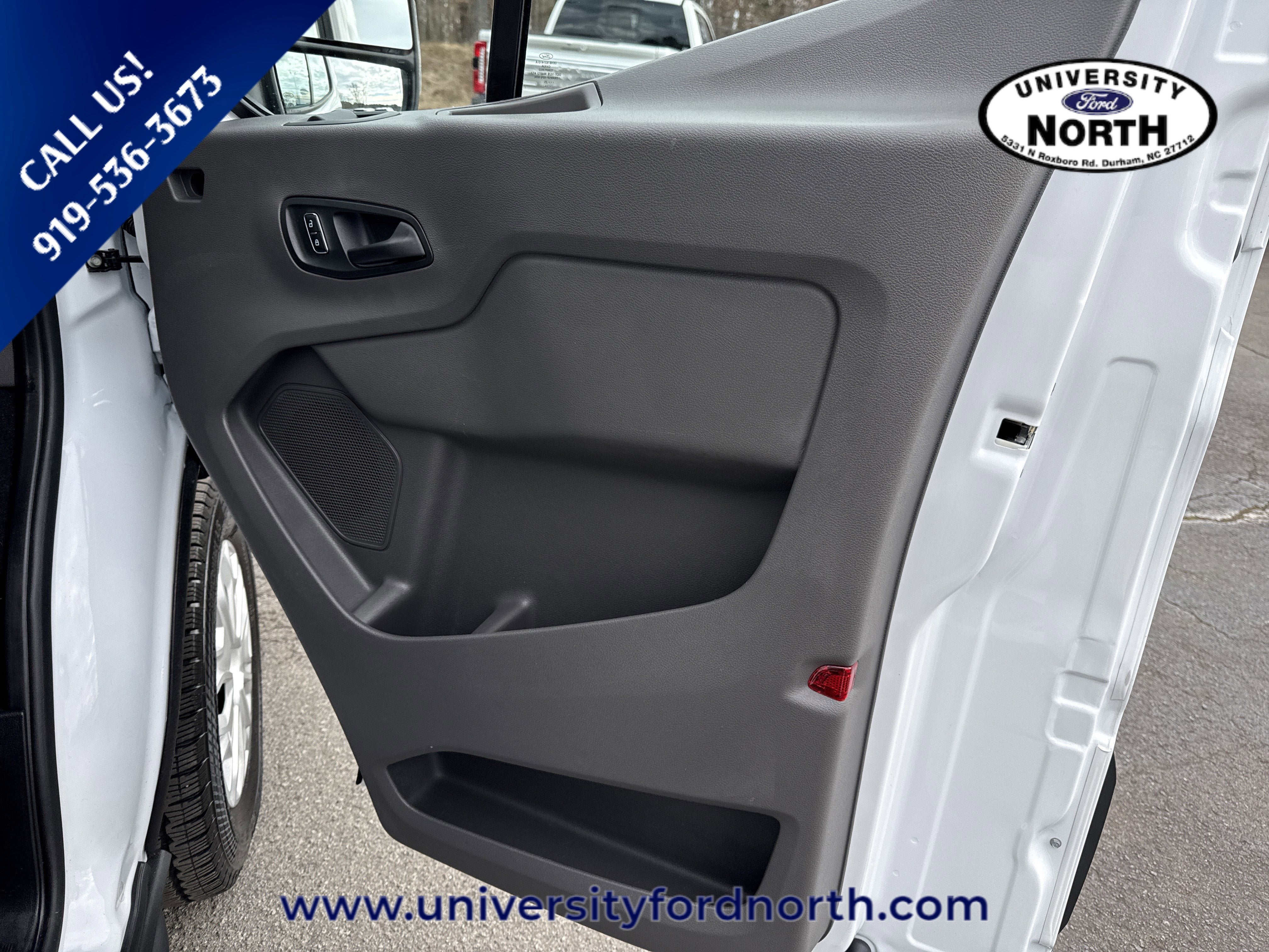 2025 Ford Transit Passenger Wagon XLT