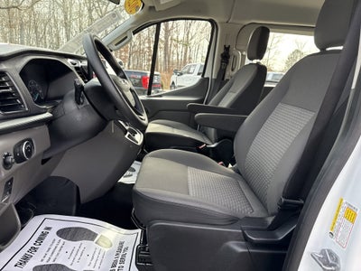 2025 Ford Transit Passenger Wagon XLT