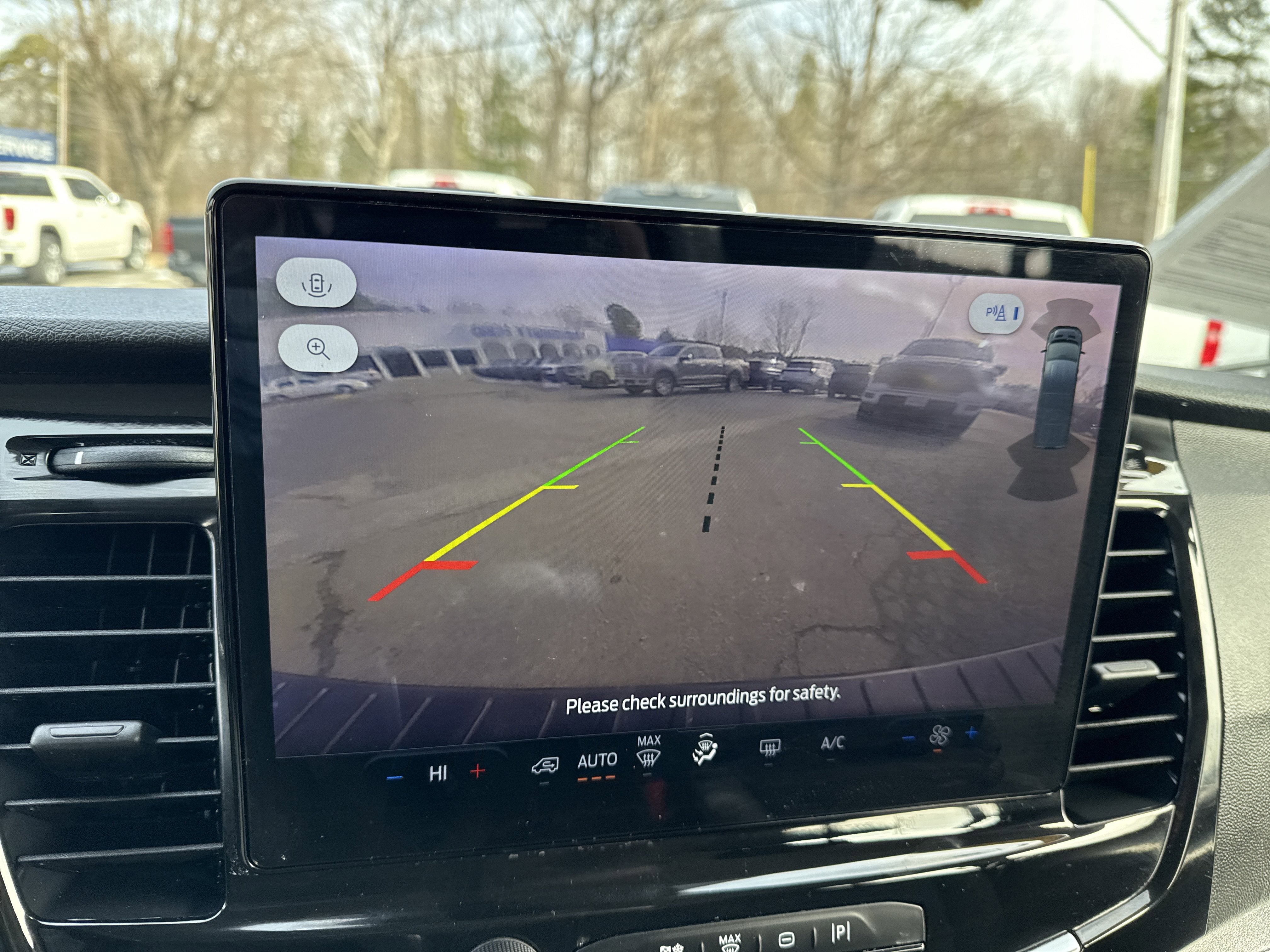 2025 Ford Transit Passenger Wagon XLT