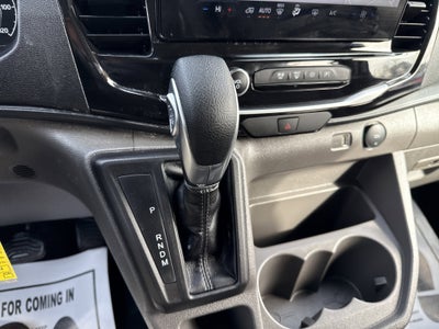 2025 Ford Transit Passenger Wagon XLT