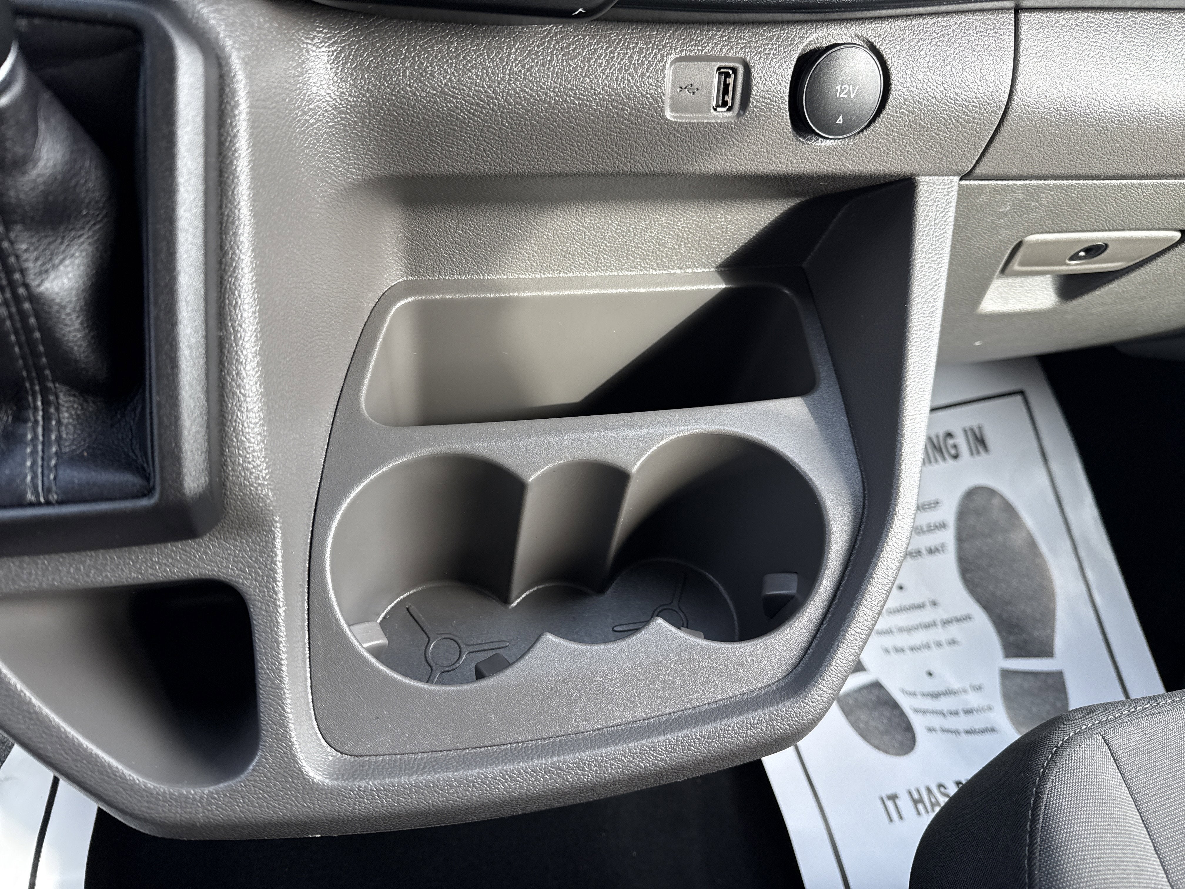 2025 Ford Transit Passenger Wagon XLT