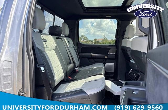 2022 Ford F-150 Lightning Platinum