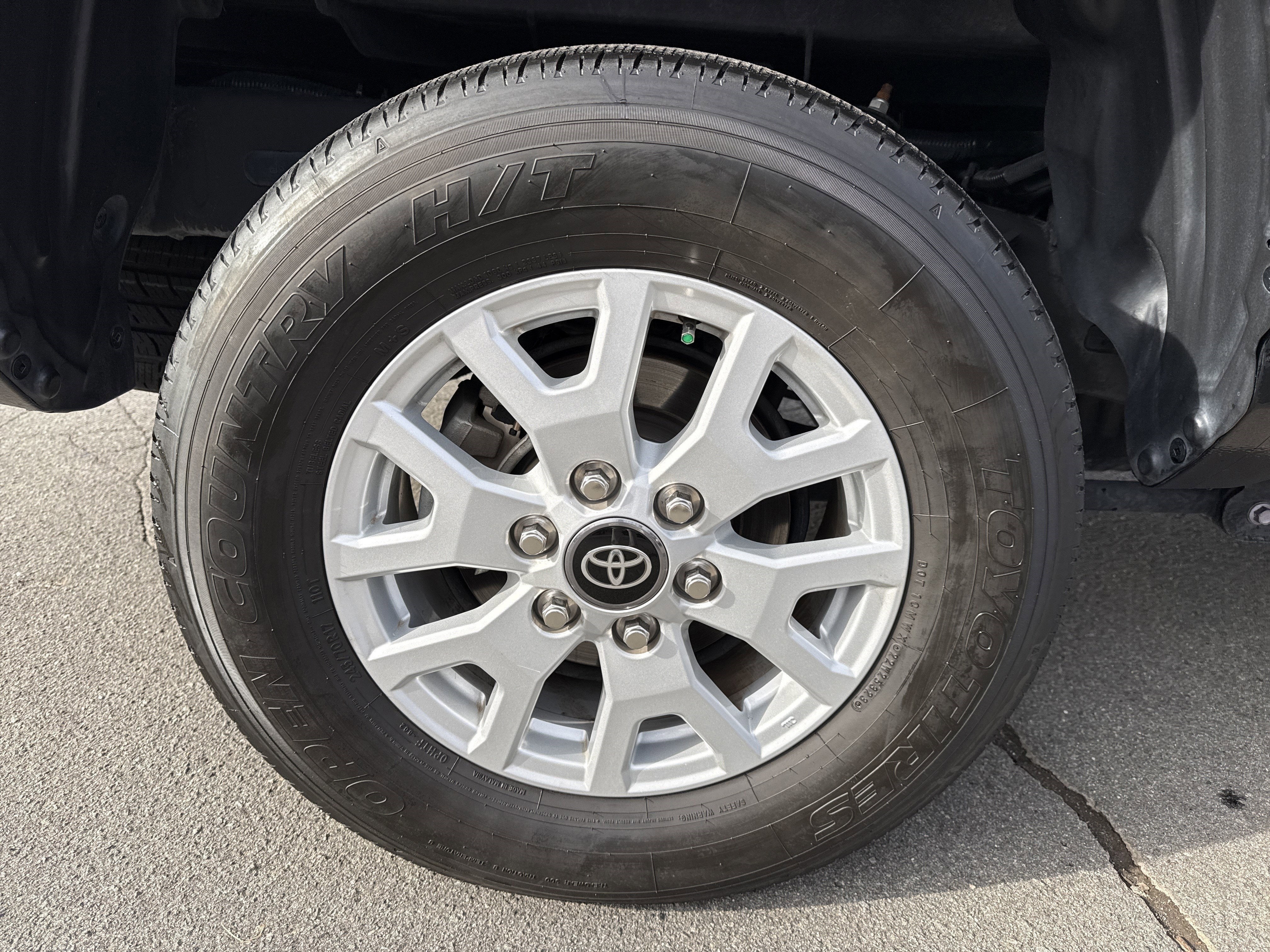 2024 Toyota Tacoma 4WD SR5