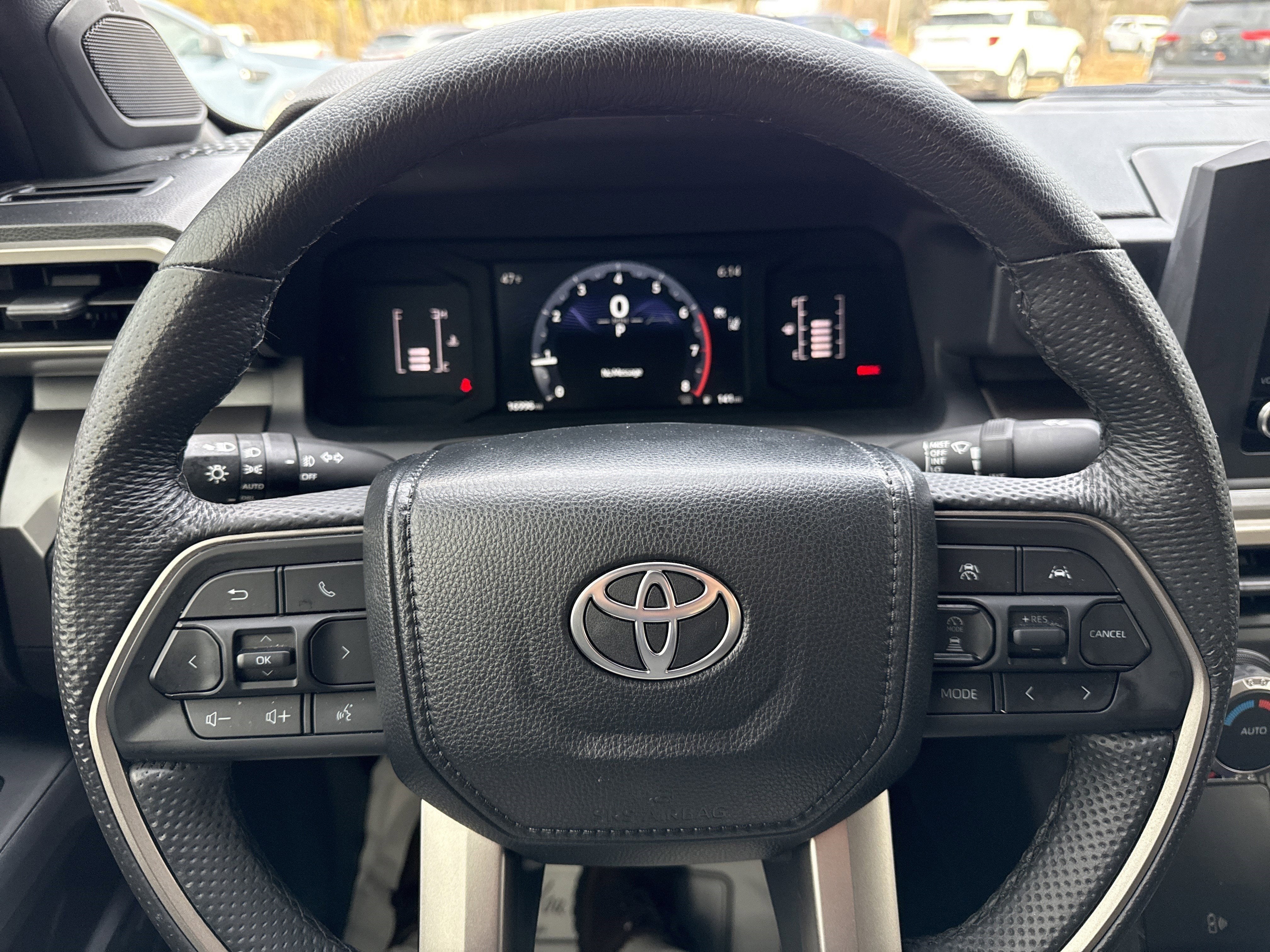 2024 Toyota Tacoma 4WD SR5