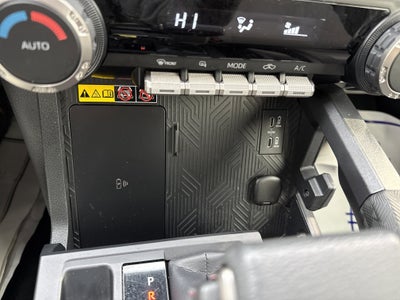 2024 Toyota Tacoma 4WD SR5