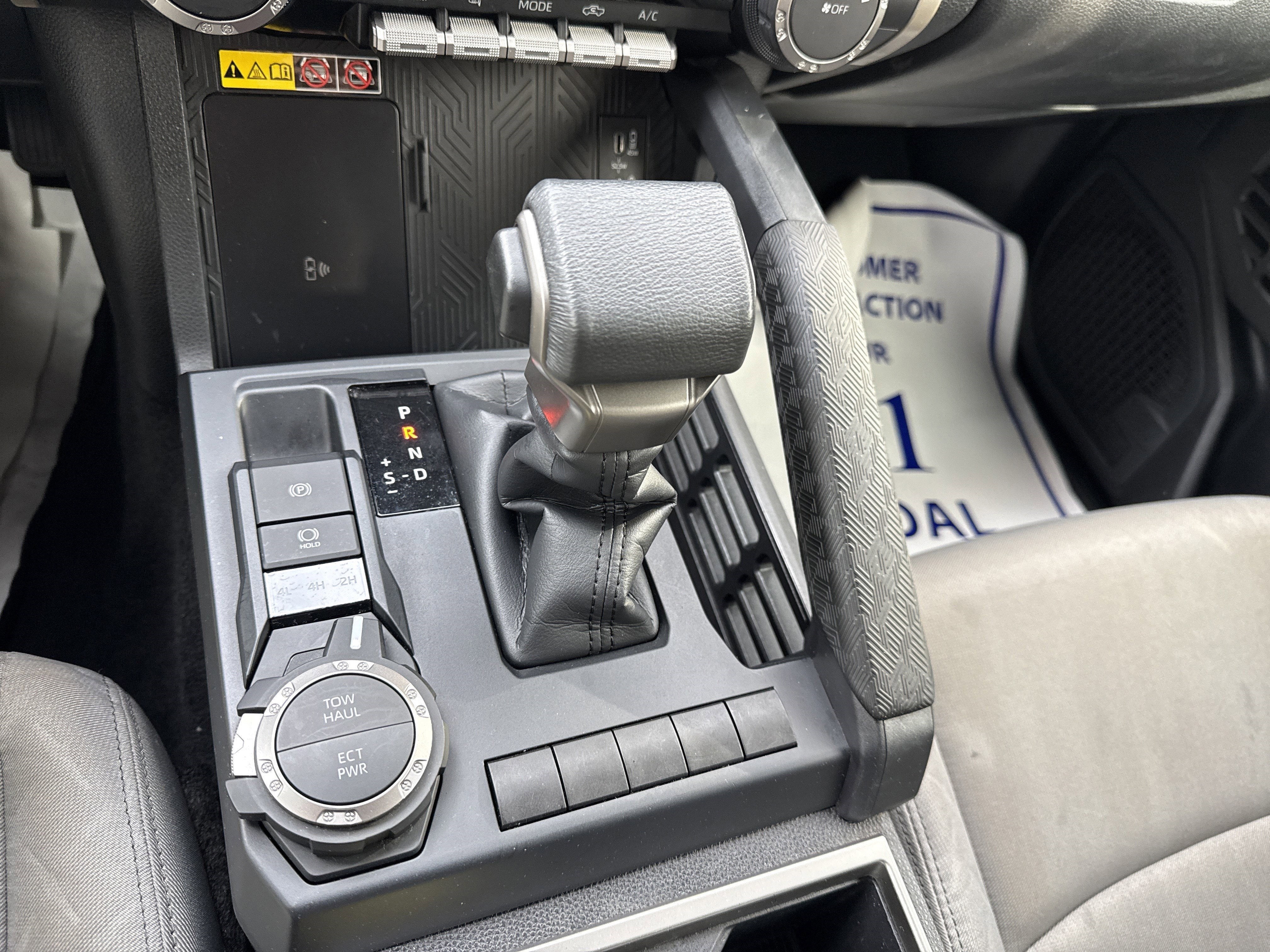 2024 Toyota Tacoma 4WD SR5