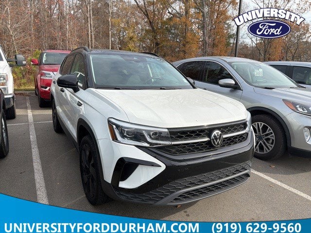 2024 Volkswagen Taos SE Black