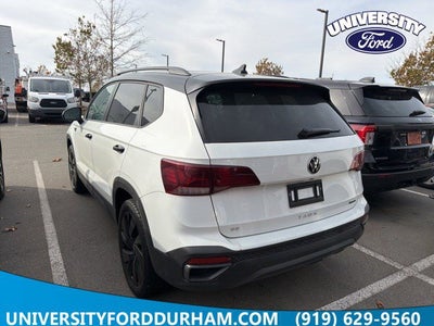 2024 Volkswagen Taos SE Black