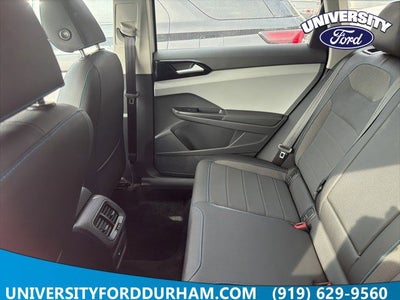 2024 Volkswagen Taos SE Black