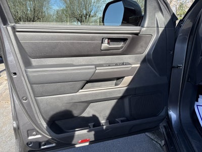 2024 Toyota Tundra 4WD SR5