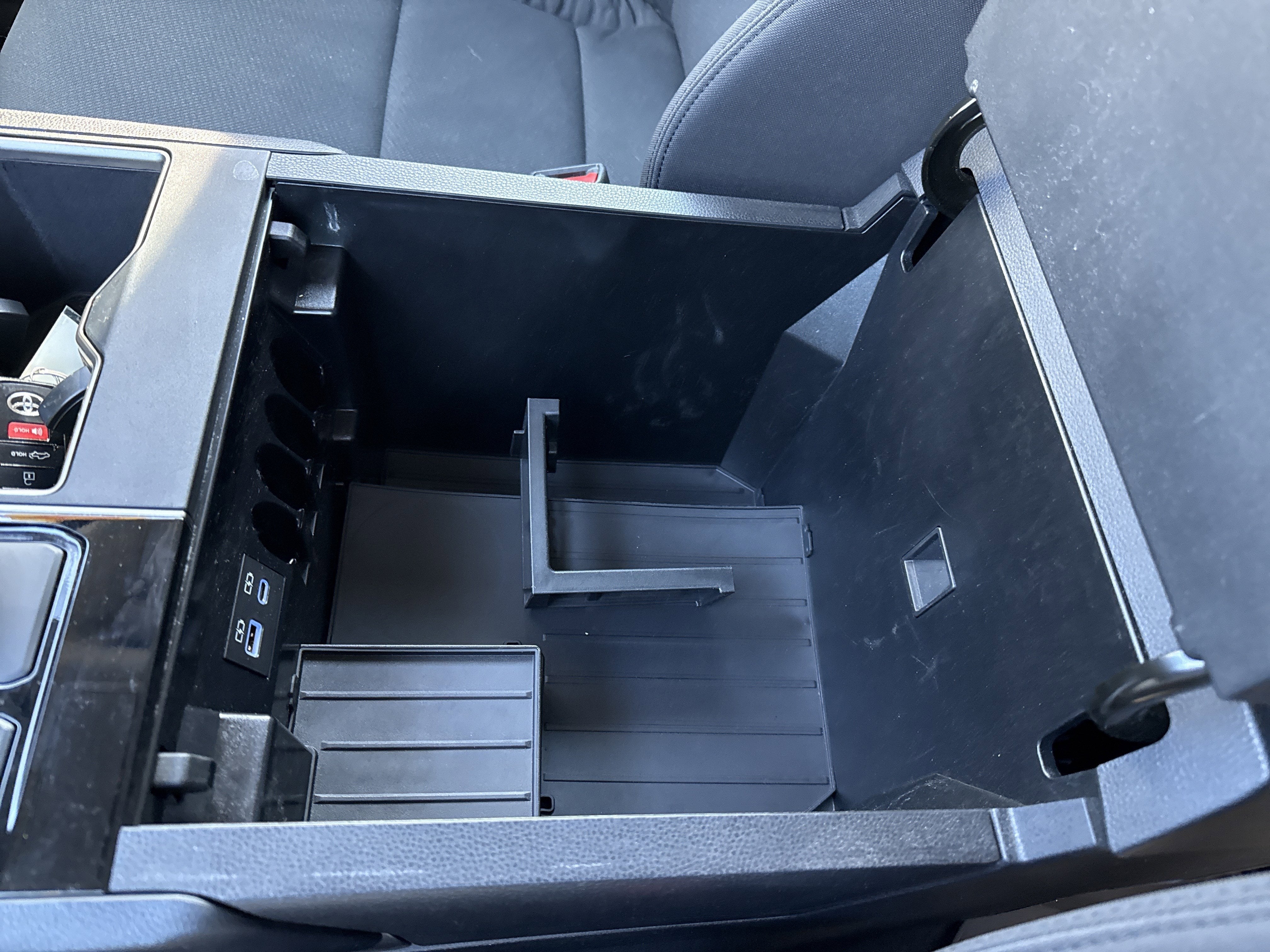 2024 Toyota Tundra 4WD SR5