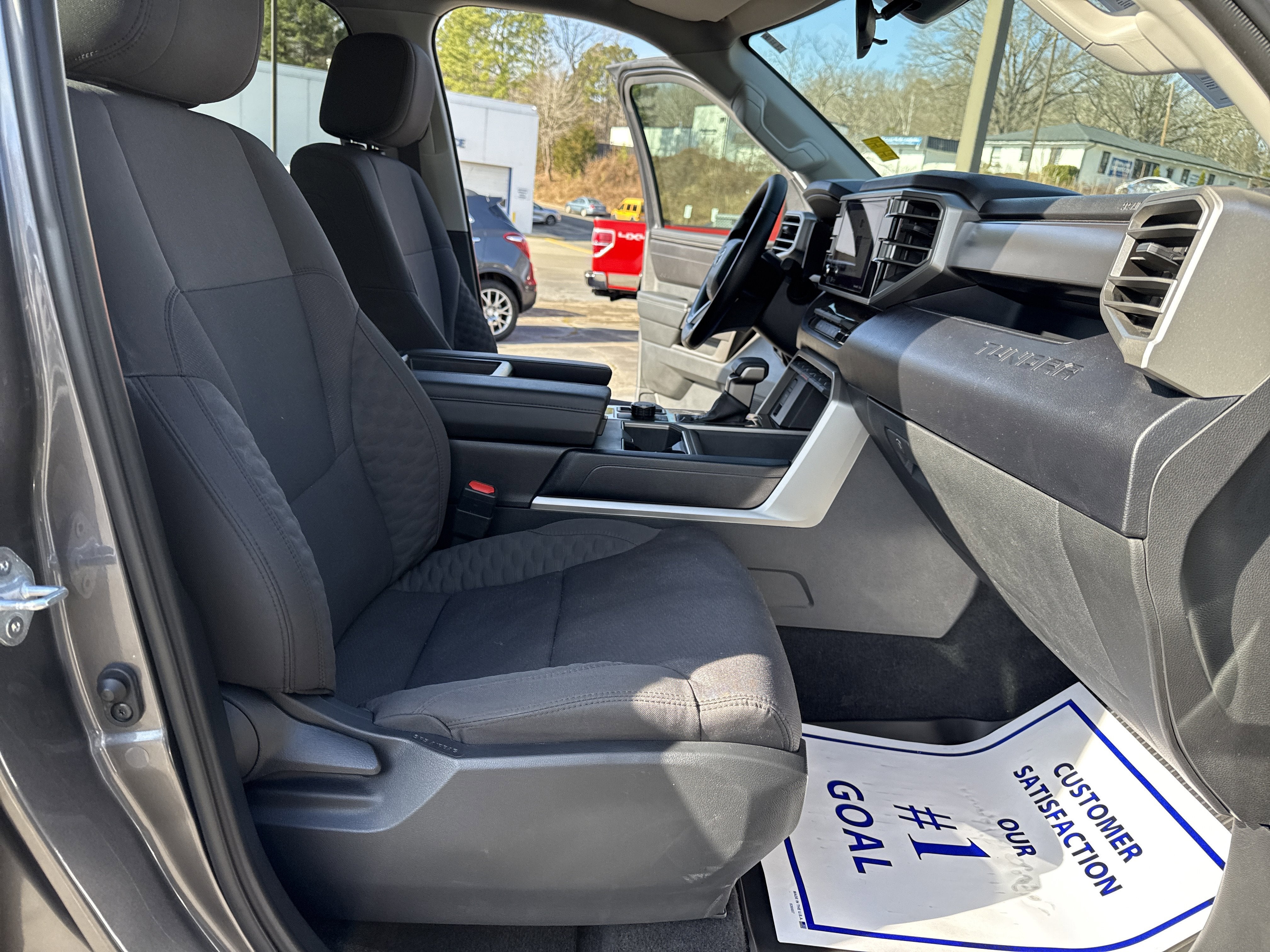 2024 Toyota Tundra 4WD SR5