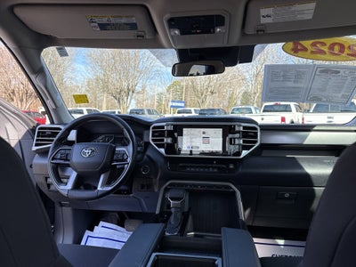 2024 Toyota Tundra 4WD SR5