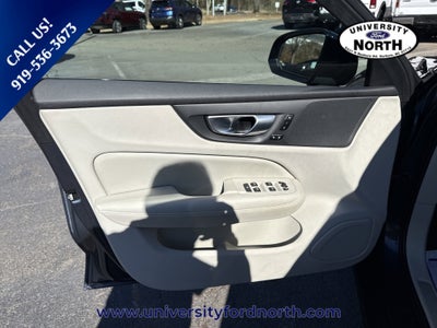 2024 Volvo S60 Core Dark Theme