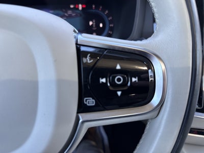 2024 Volvo S60 Core Dark Theme