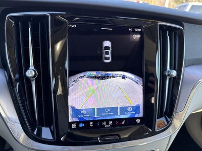 2024 Volvo S60 Core Dark Theme