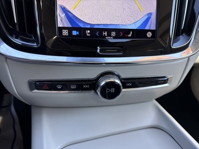 2024 Volvo S60 Core Dark Theme