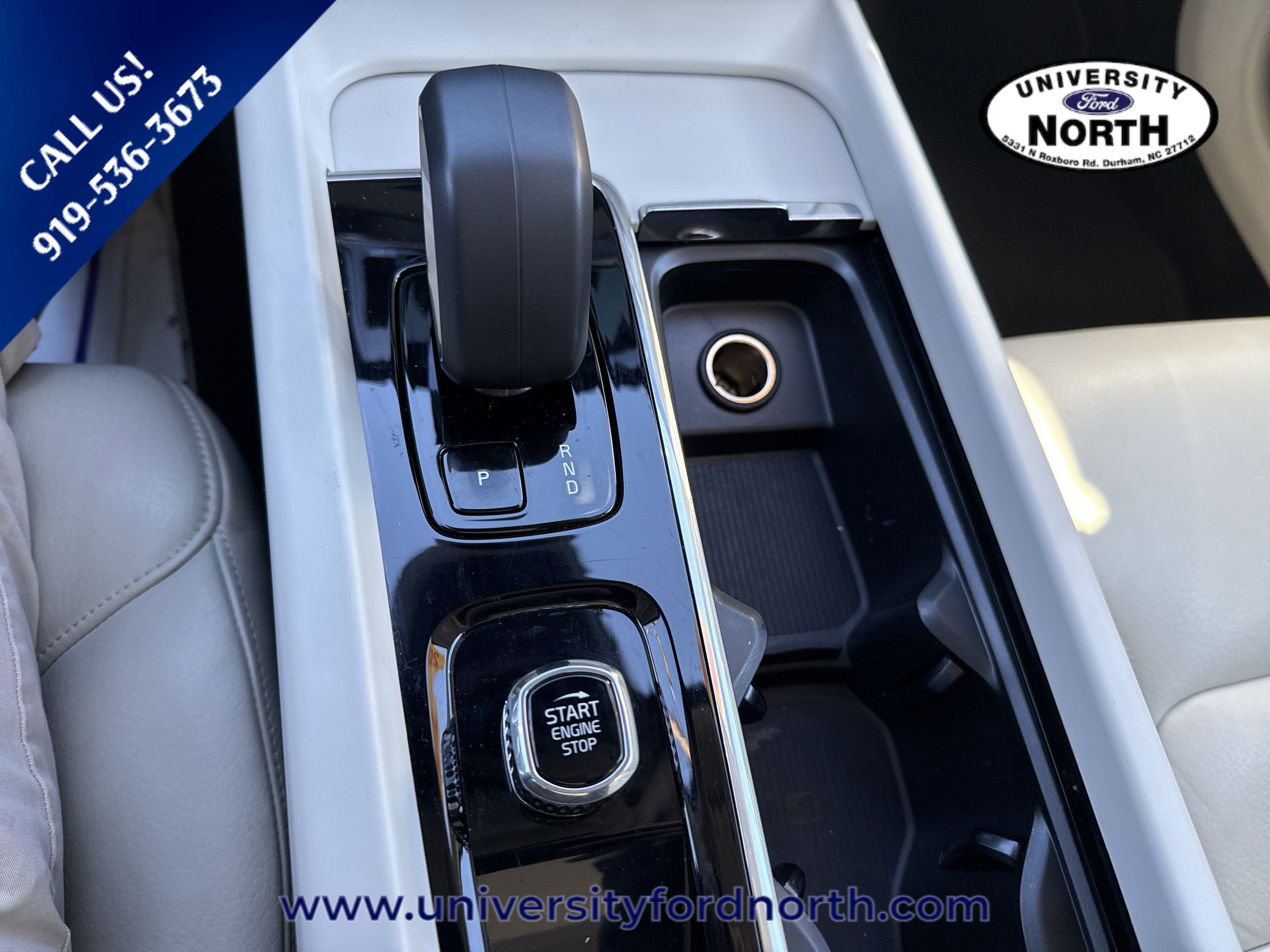 2024 Volvo S60 Core Dark Theme