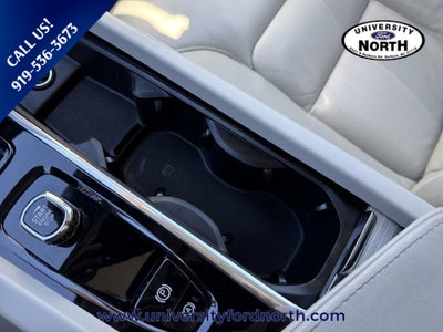 2024 Volvo S60 Core Dark Theme