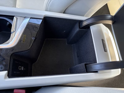 2024 Volvo S60 Core Dark Theme