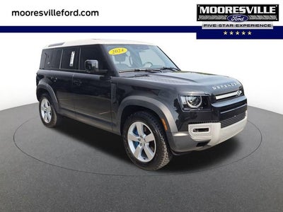2024 Land Rover Defender SE