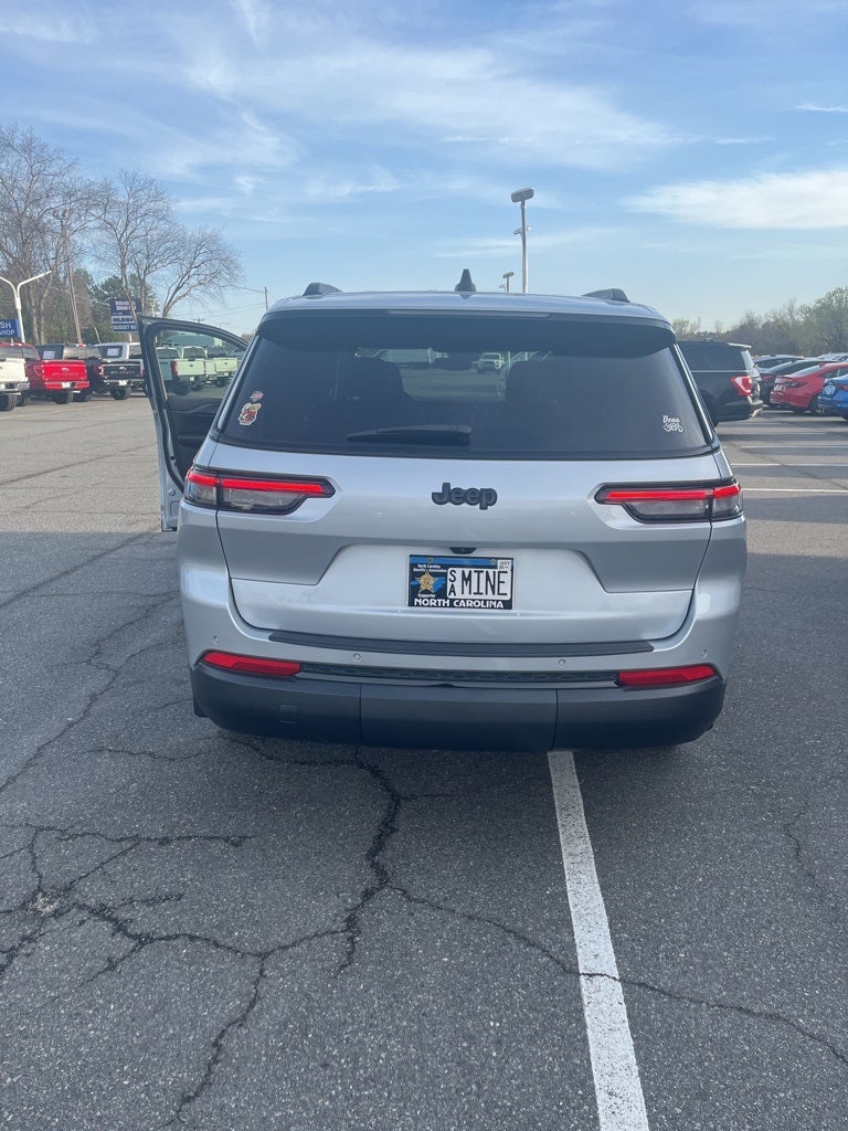 2023 Jeep Grand Cherokee L Altitude