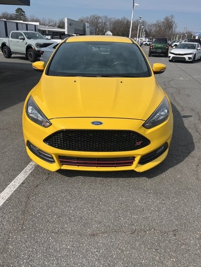 2018 Ford Focus ST