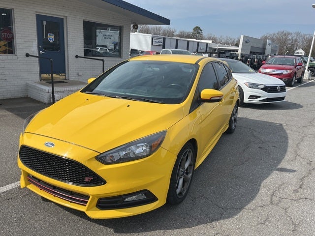 2018 Ford Focus ST
