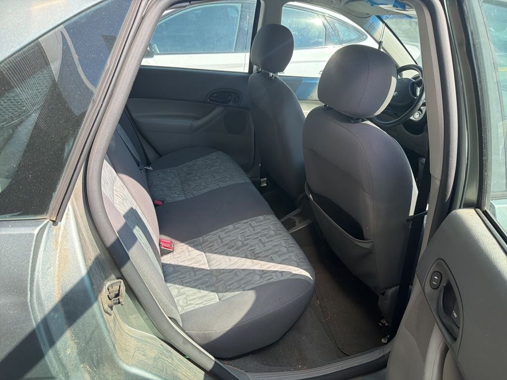 2005 Ford Focus ZX4