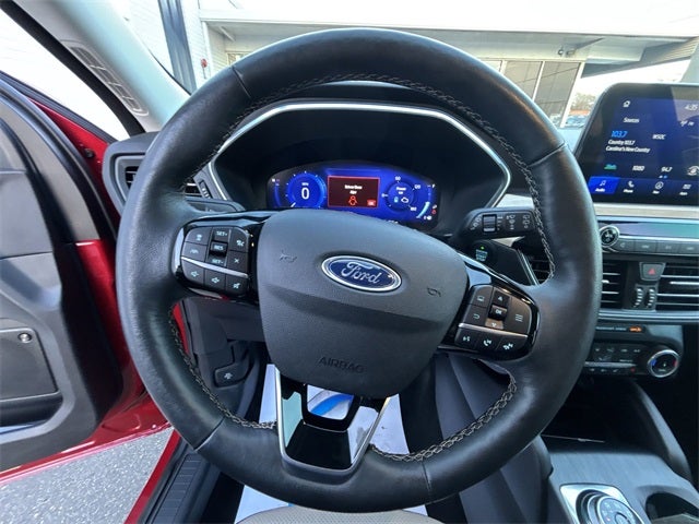 2022 Ford Escape Plug-In Hybrid Titanium