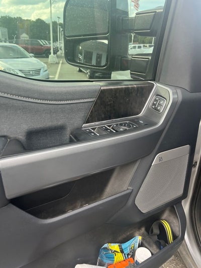2024 Ford F-350SD Lariat DRW