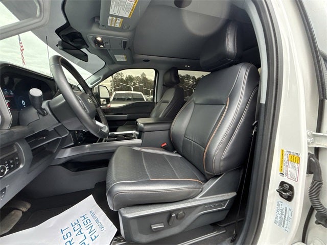 2025 Ford F-350SD Lariat DRW - Ultimate Package