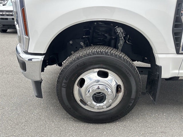 2025 Ford F-350SD Lariat DRW - Ultimate Package