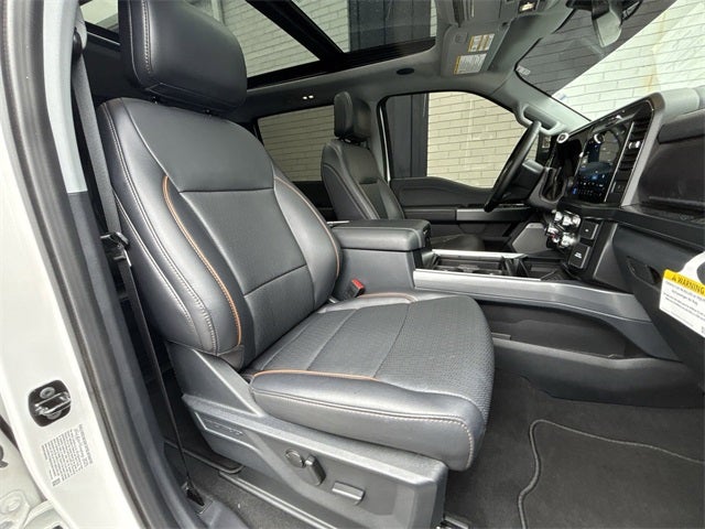 2025 Ford F-350SD Lariat DRW - Ultimate Package