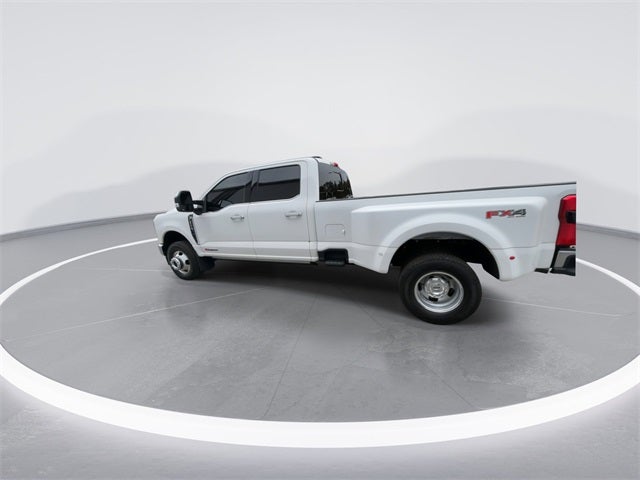 2025 Ford F-350SD Lariat DRW - Ultimate Package