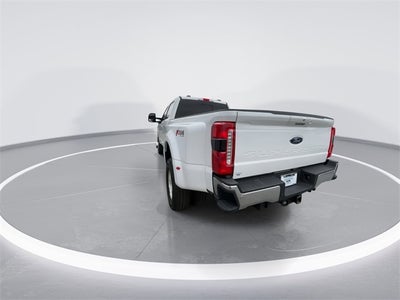 2025 Ford F-350SD Lariat DRW - Ultimate Package