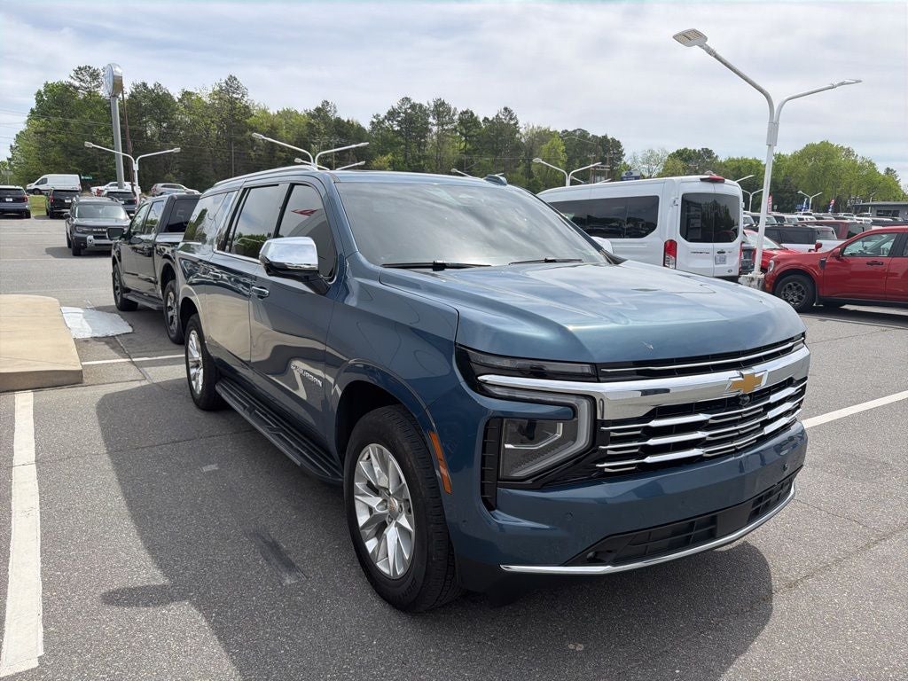2025 Chevrolet Suburban Premier