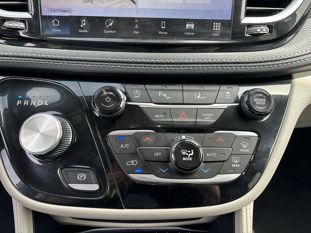 2024 Chrysler Pacifica Limited