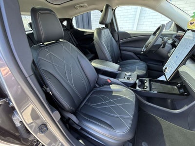 2023 Ford Mustang Mach-E California Route 1