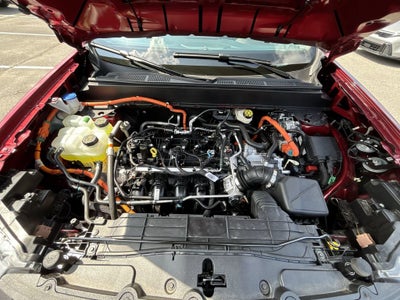 2025 Ford Maverick Lariat