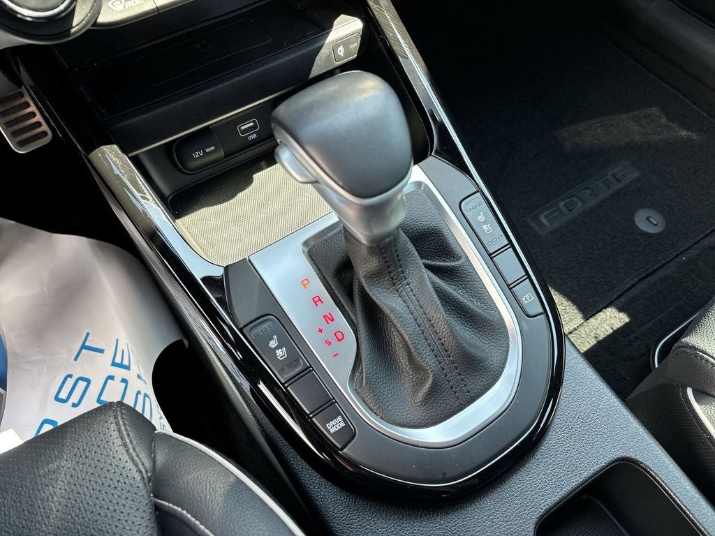 2022 Kia Forte GT-Line