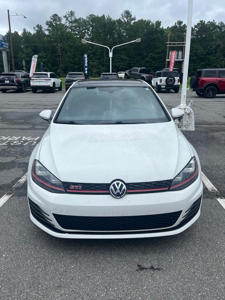 2017 Volkswagen Golf GTI SE